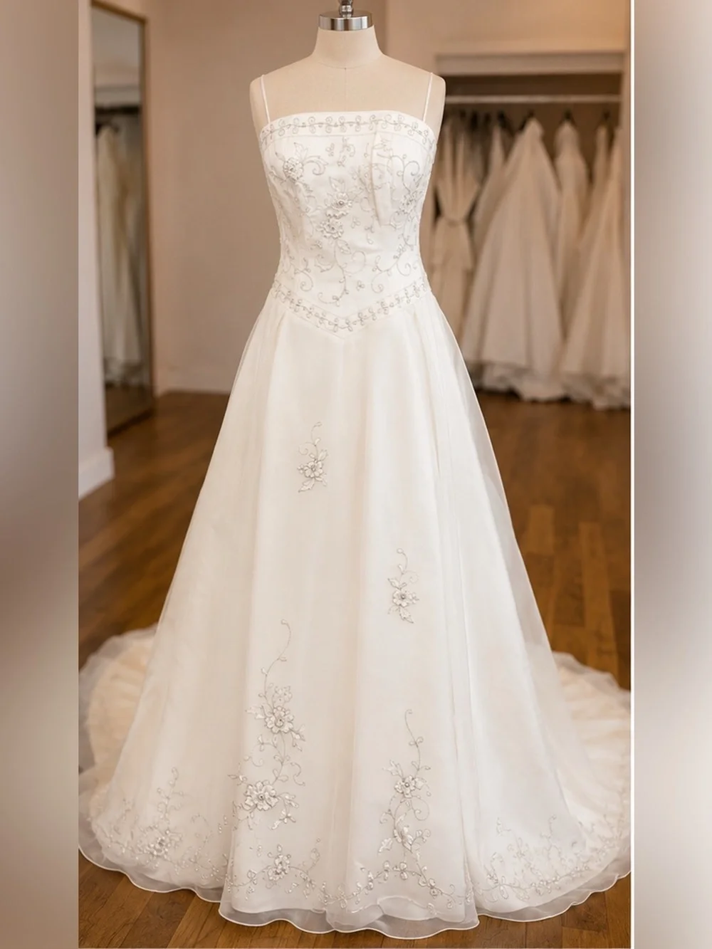🤍 DaVinci - Elegant Beaded & Embroidered A-Line Wedding Gown 🤍